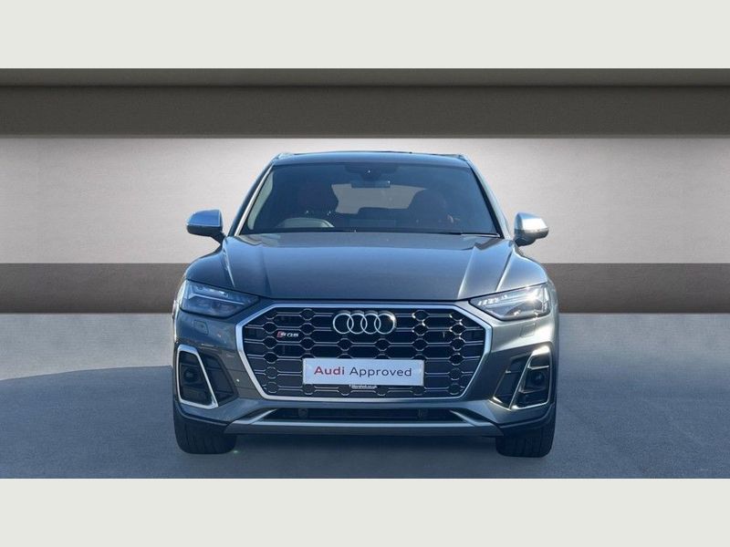 AUDI SQ5 CAR FOR RENT